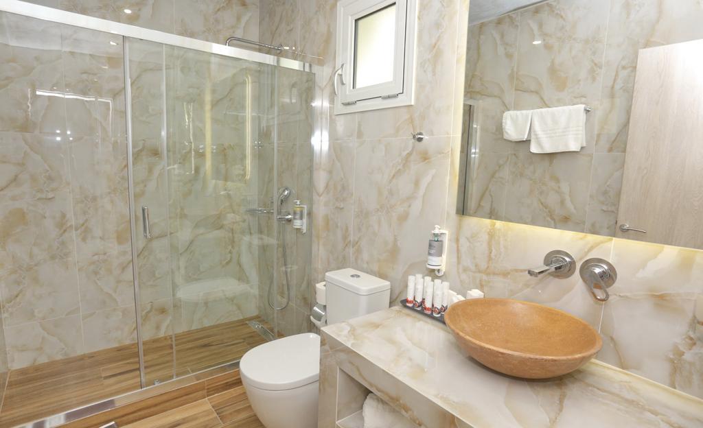 Alia Palace Hotel & Villas Pefkochori Bagian luar foto